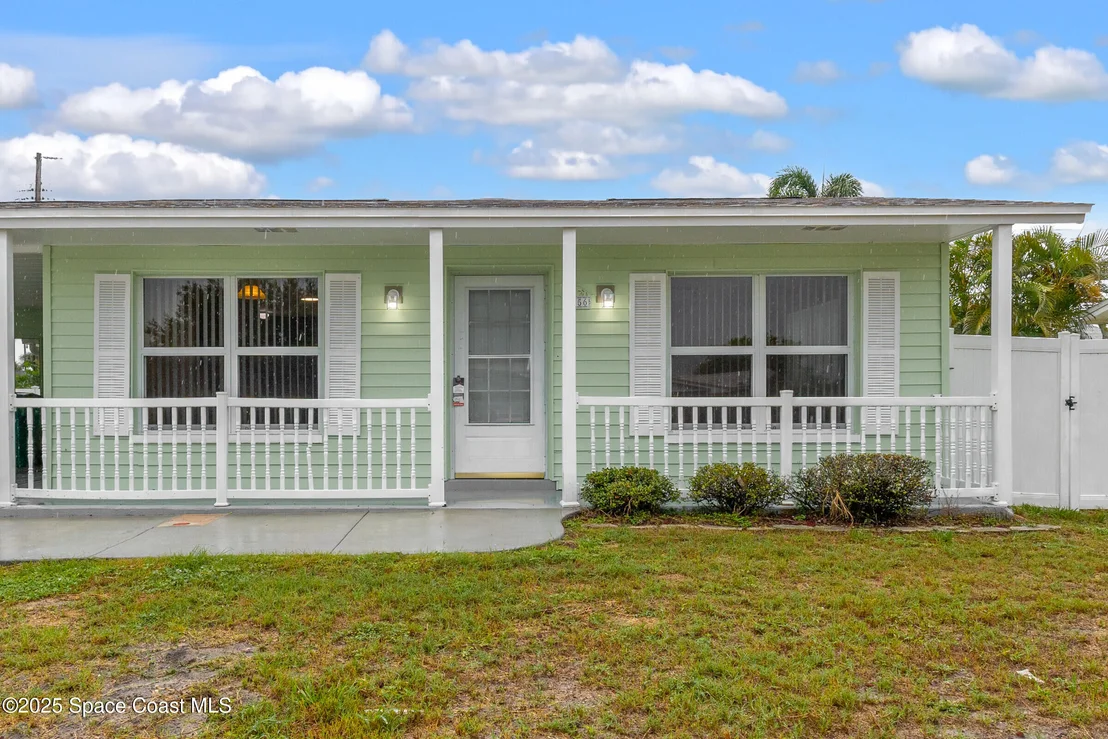 Photo of 2356 Lakeview Drive