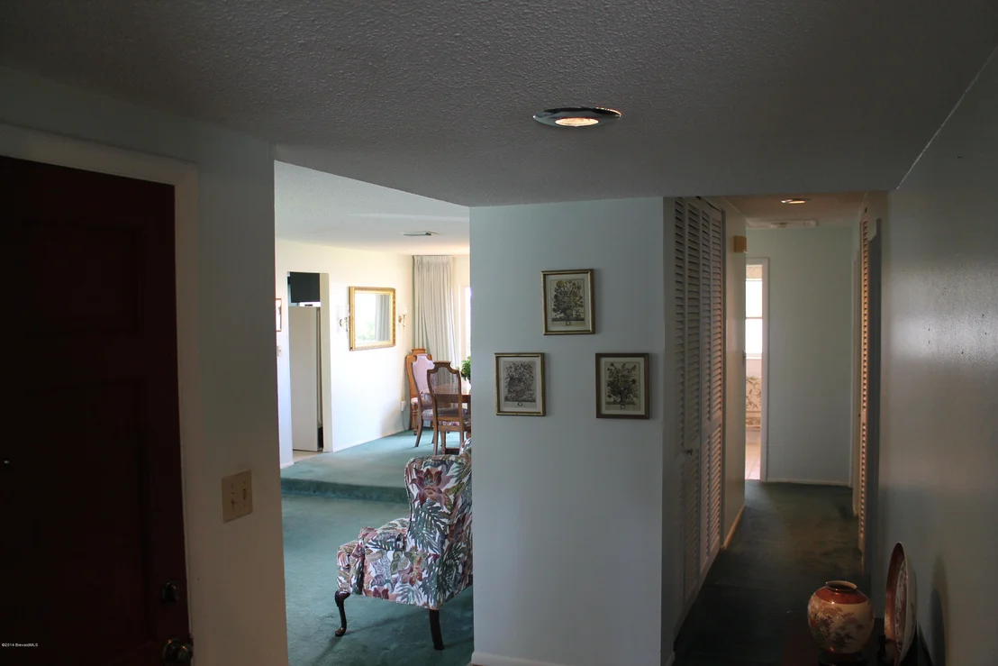 Photo of 896 Jefferson Road