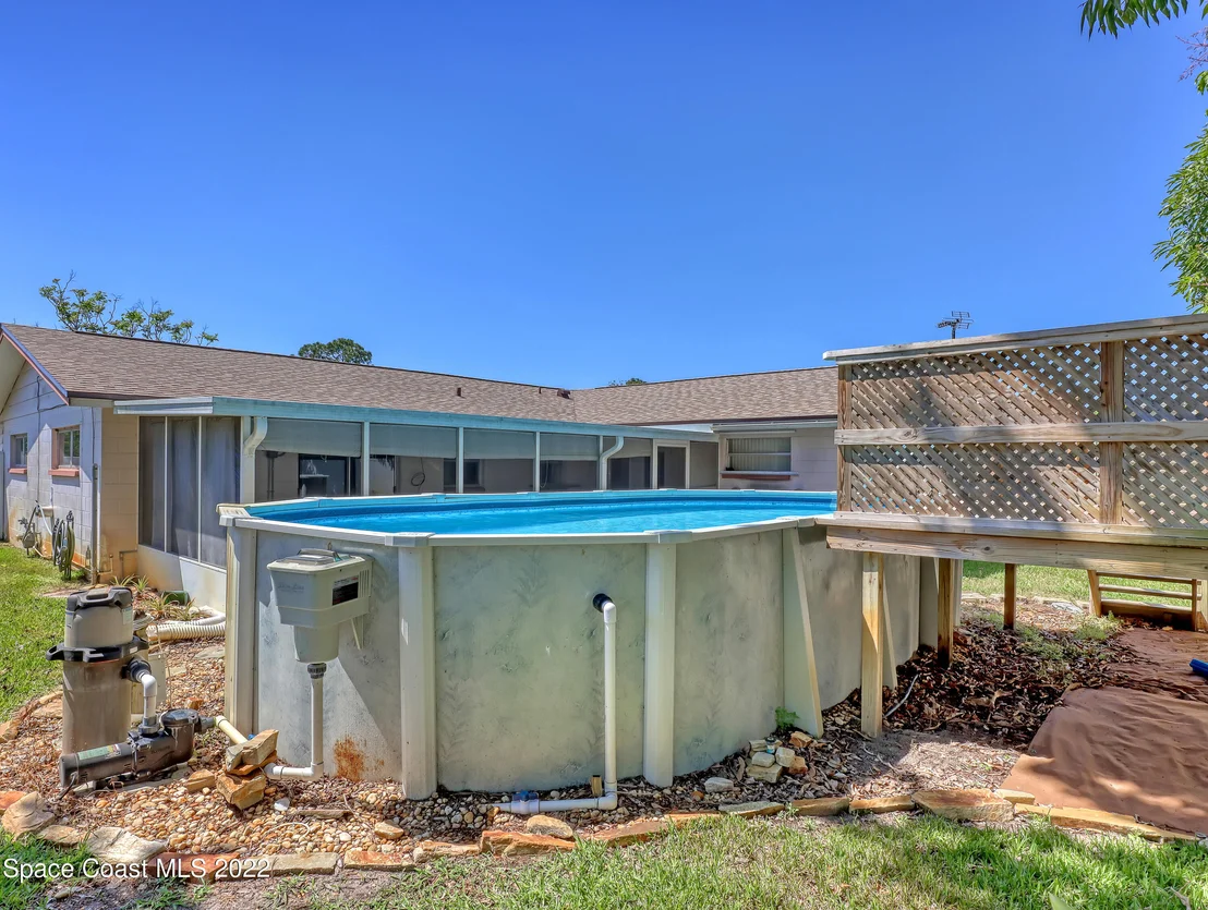Photo of 916 Kings Post Road