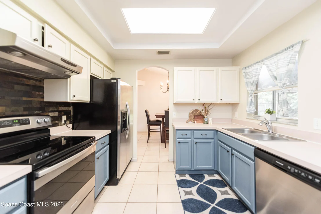 Photo of 5855 Granite Lane