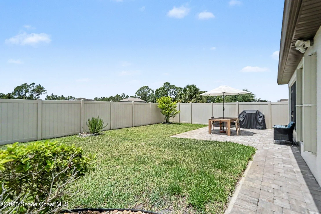 Photo of 970 Dillard Drive SE