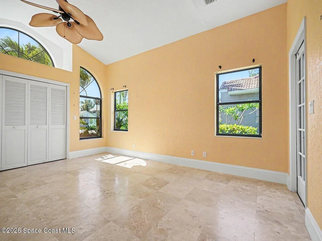 Photo of 484 Lanternback Island Drive