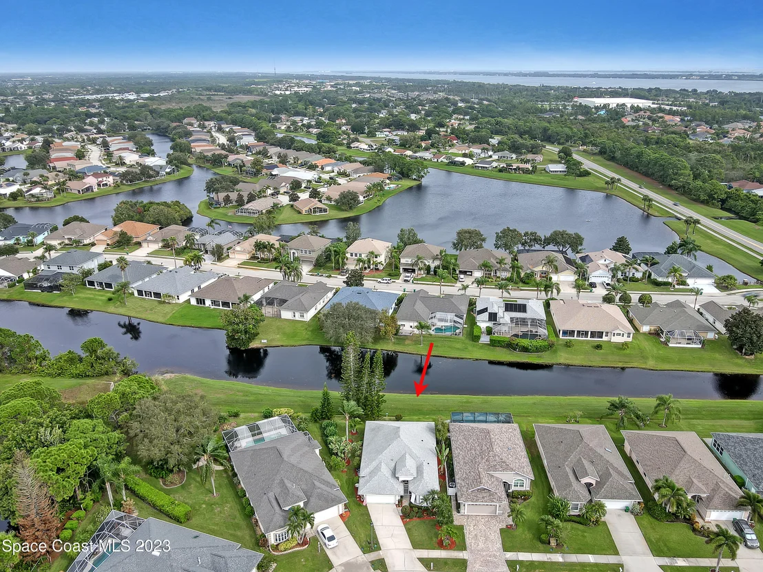 Photo of 904 Suntree Woods Drive