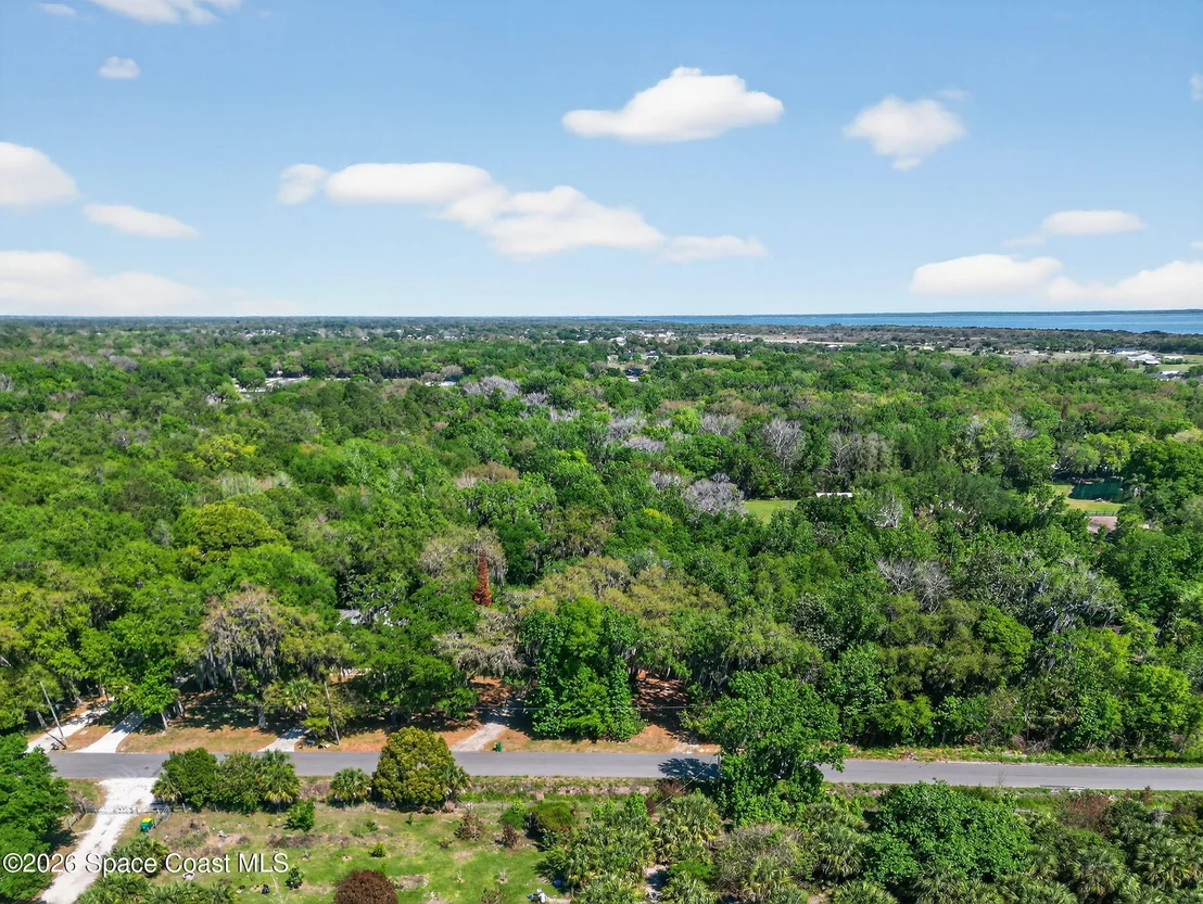 Photo of 3380 Lionel Road