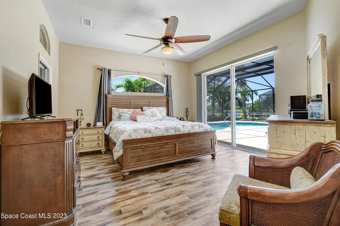 Photo of 3855 Waterford Drive