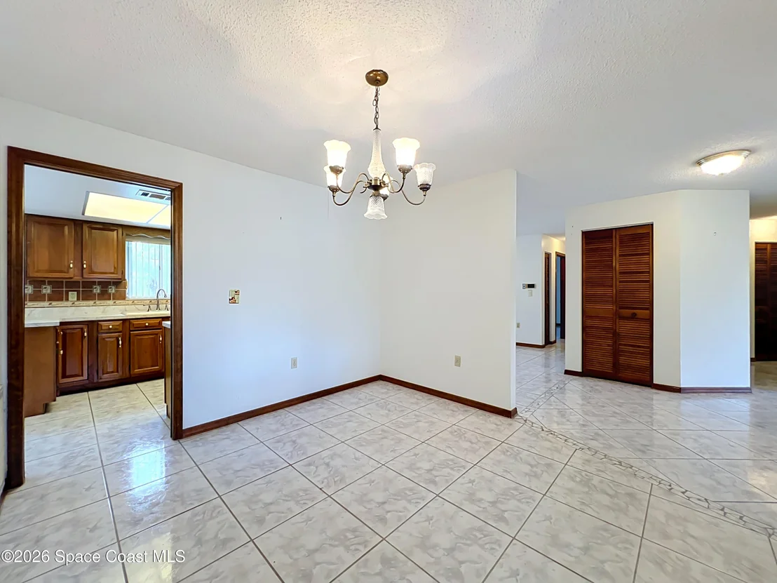 Photo of 2983 W Ontario Circle W