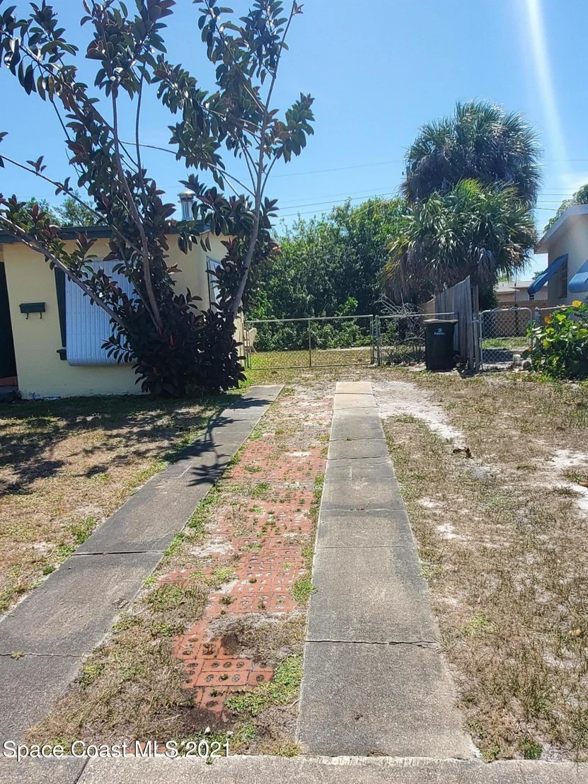 Photo of 1054 Cable Lane NE