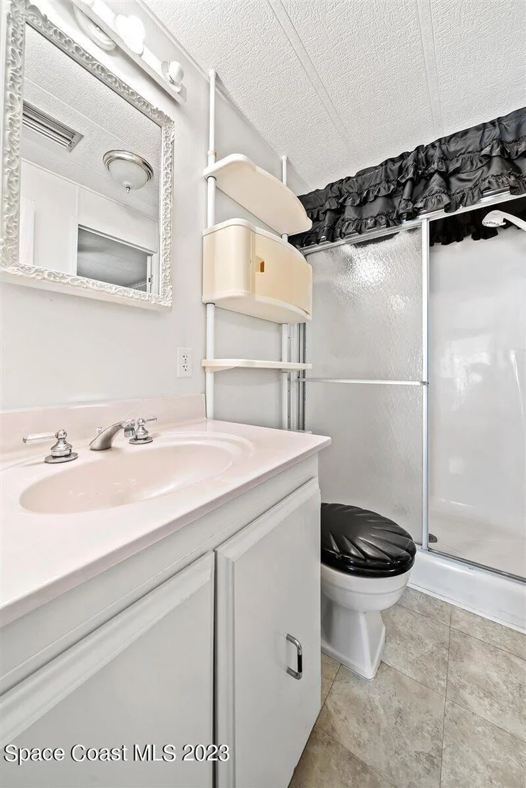 Photo of 4500 Gail Boulevard