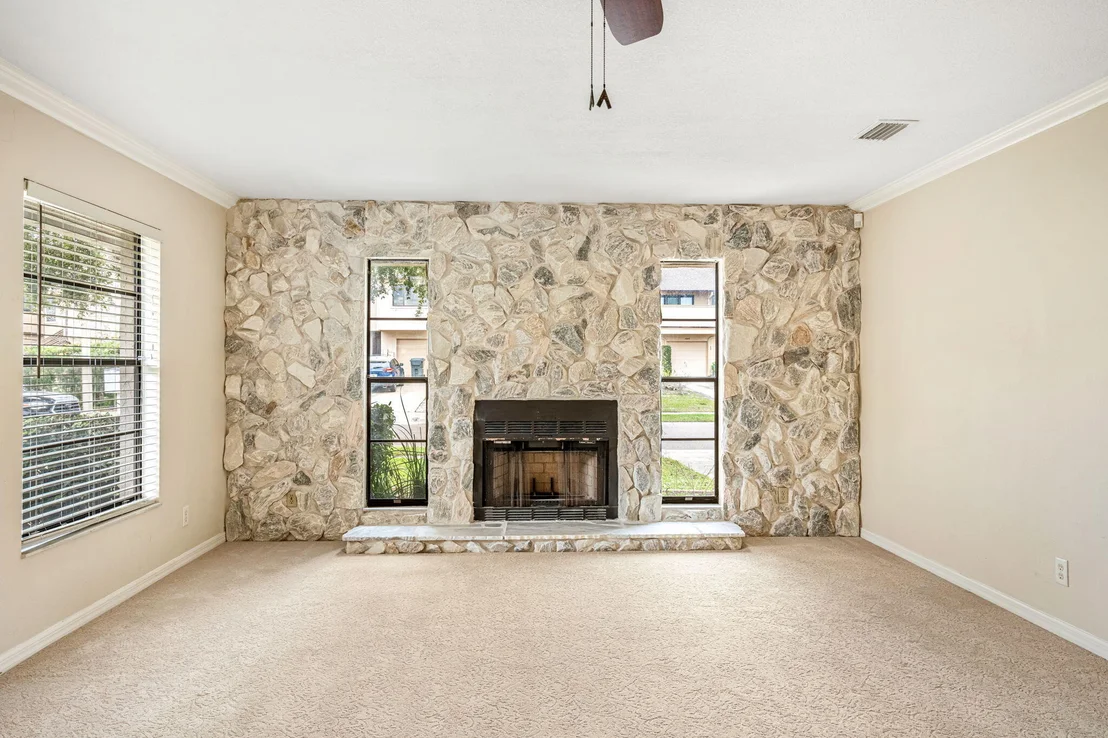 Photo of 1645 Figtree Drive