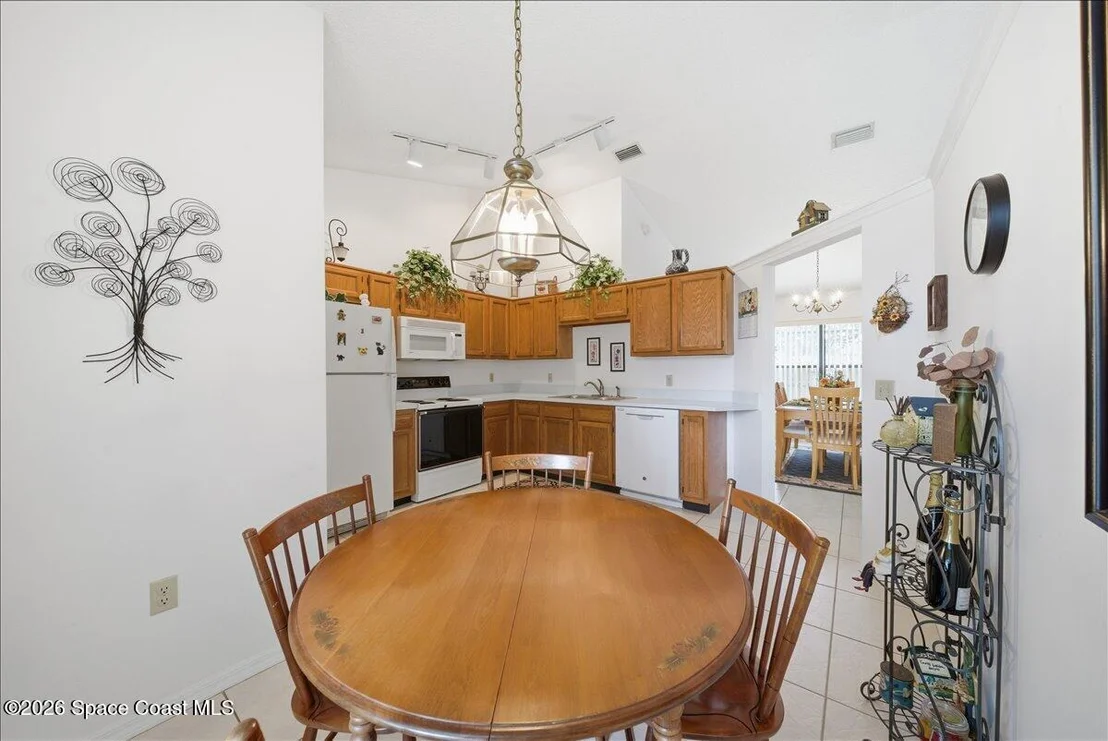 Photo of 899 Spirea Drive