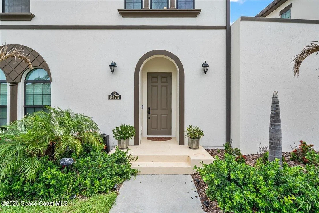 Photo of 8476 Lyside Drive
