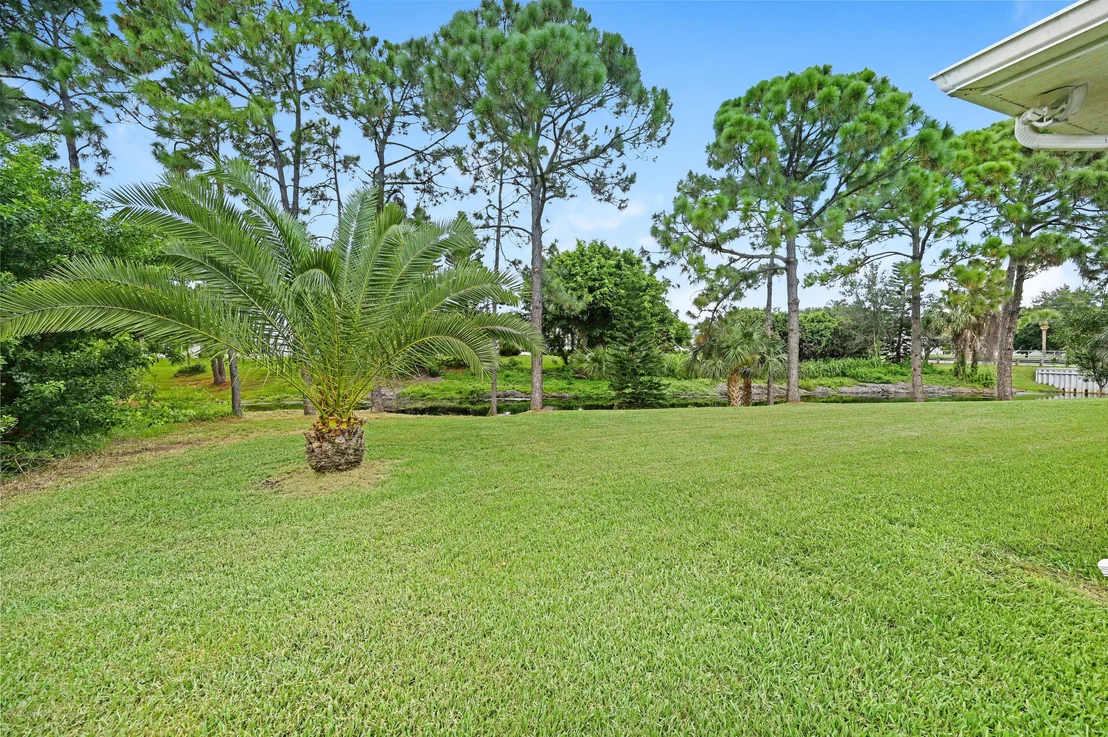 Photo of 602 Gina Lane