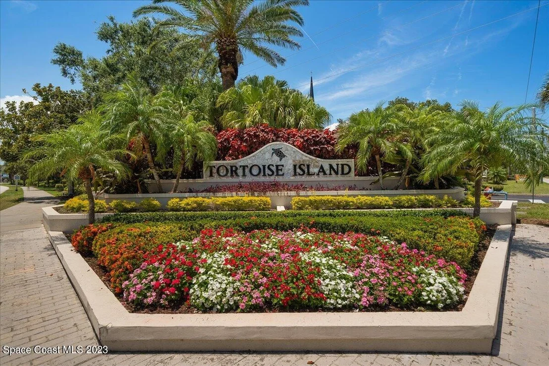 Photo of 544 Lanternback Island Drive