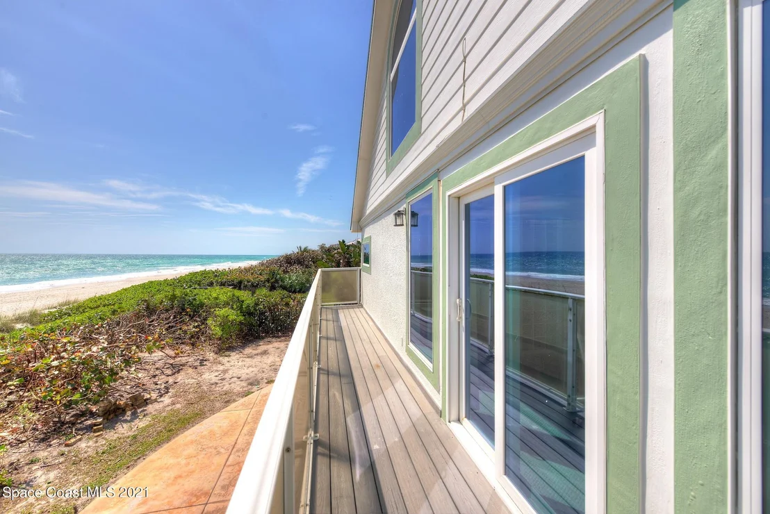 Photo of 2055 N Highway A1a