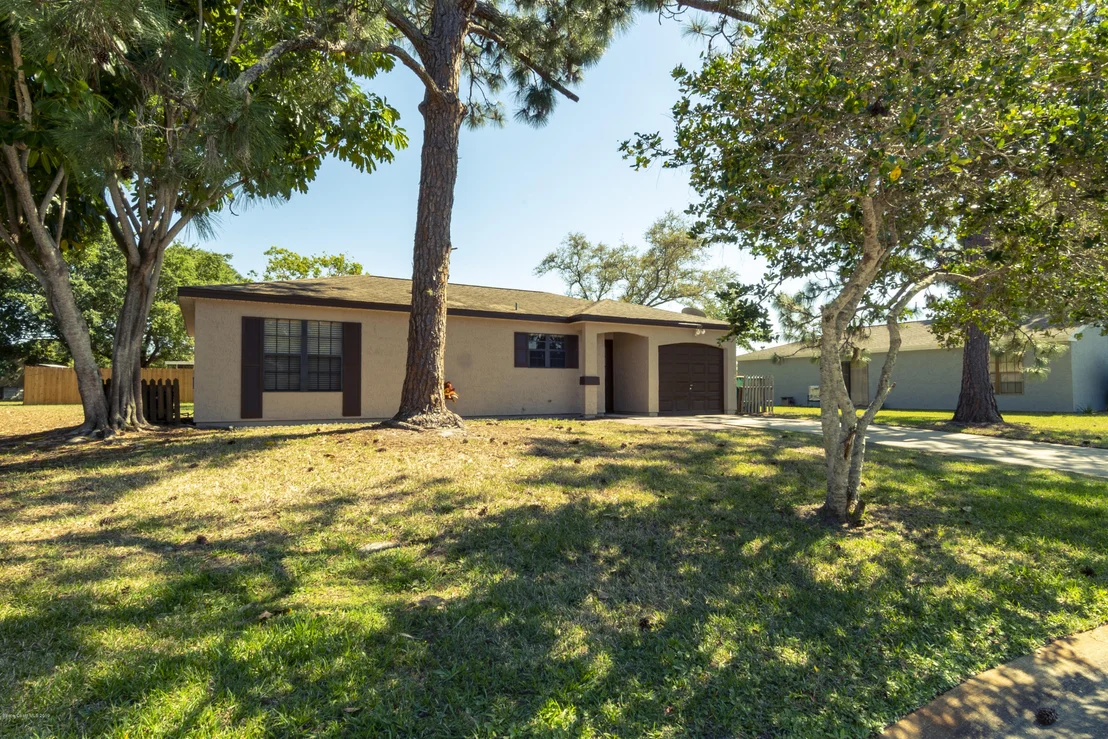 Photo of 949 Ginger Way