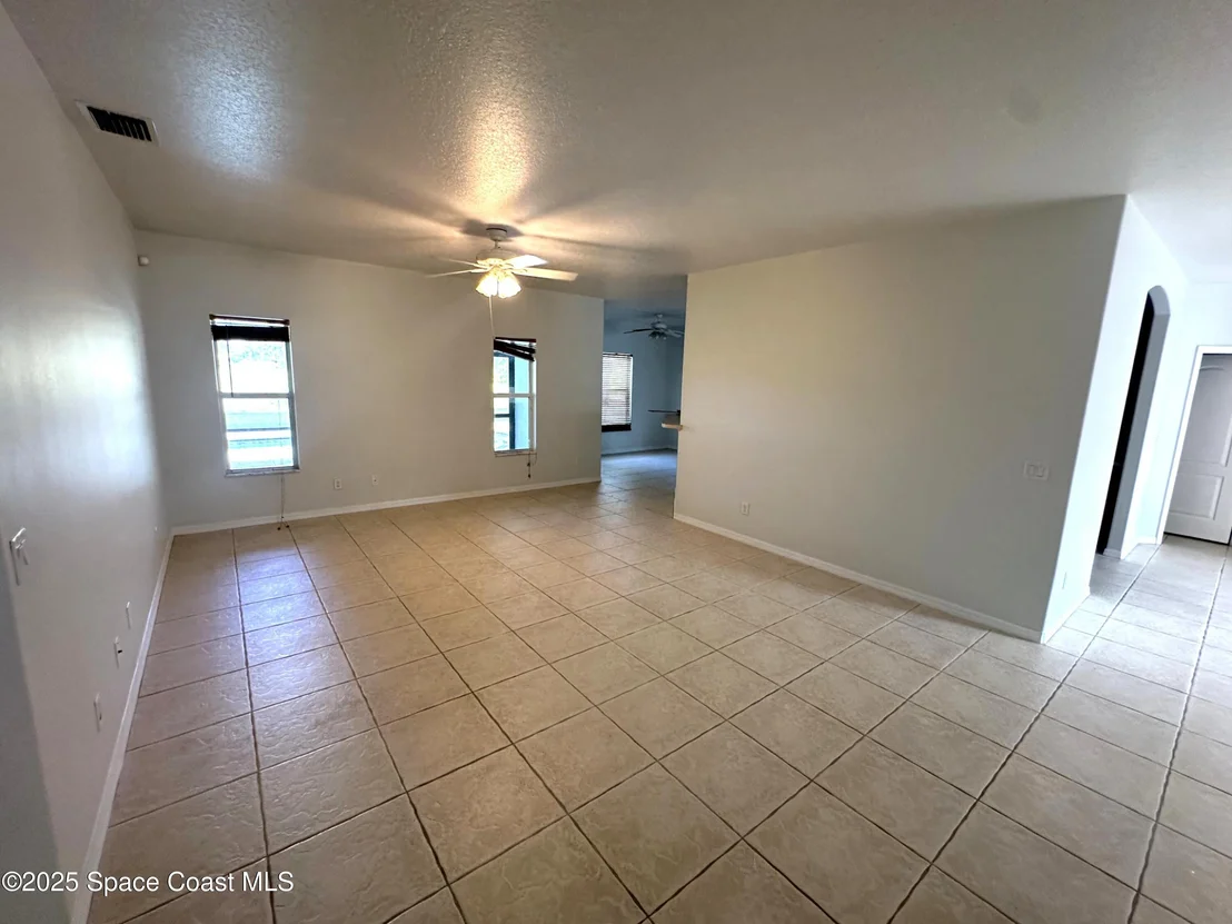 Photo of 1785 Windbrook Drive