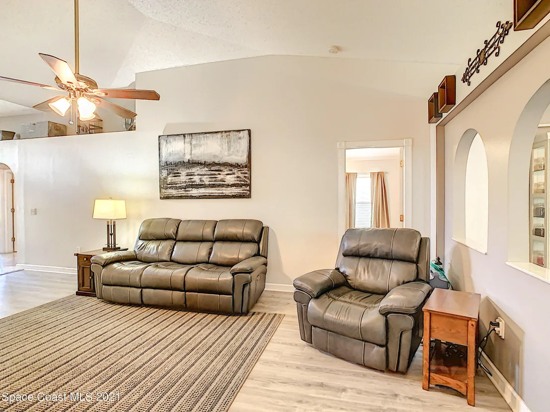 Photo of 4087 Four Lakes Drive