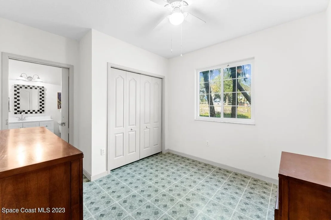 Photo of Unit 0 at 2980 E Bay Boulevard NE