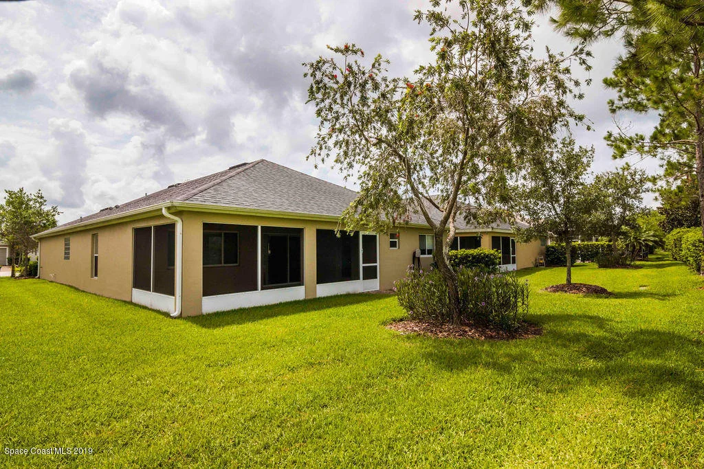 Photo of 7128 Broderick Drive
