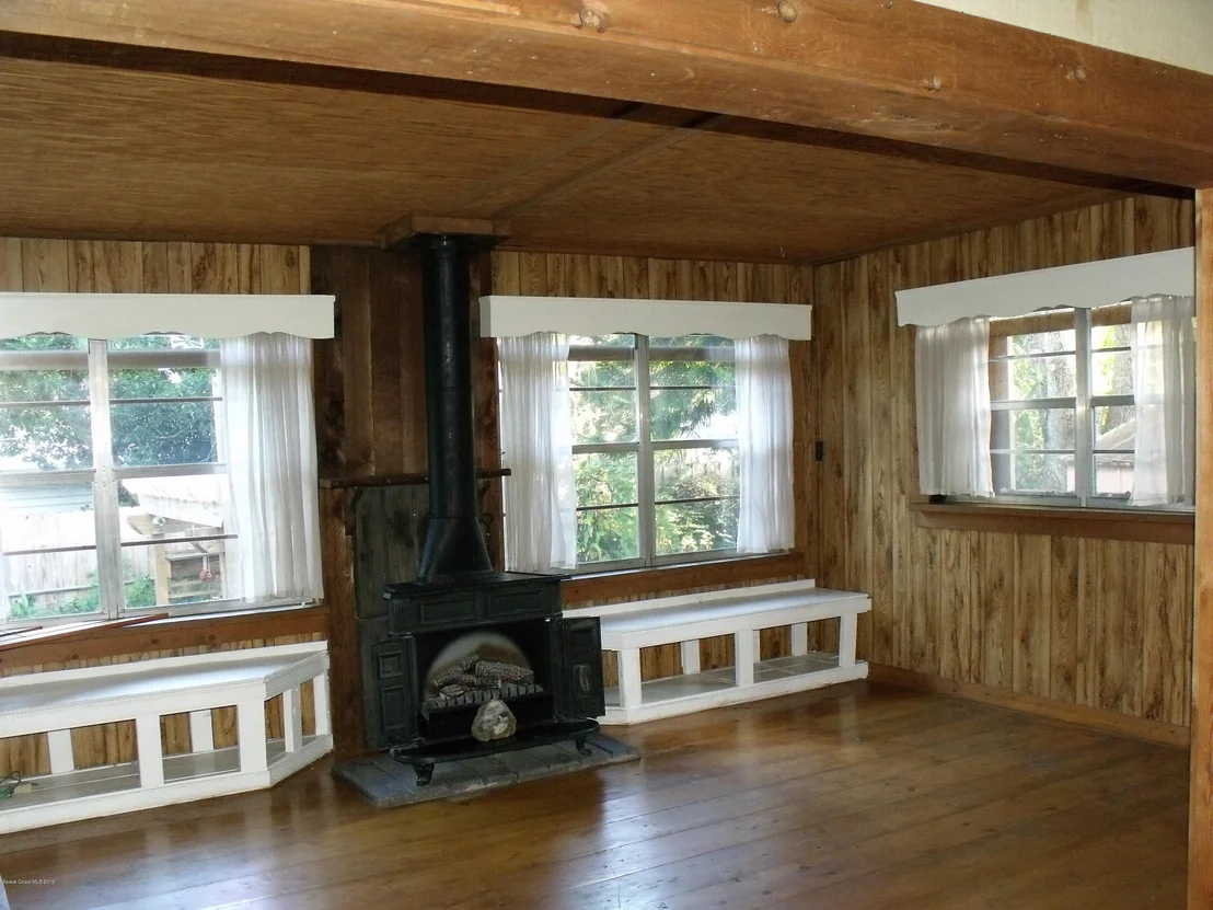 Photo of 3048 Sunset Lane