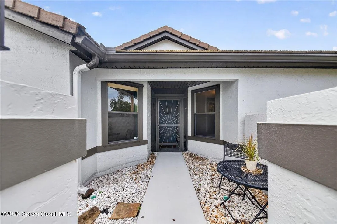 Photo of 340 Oak Haven Drive