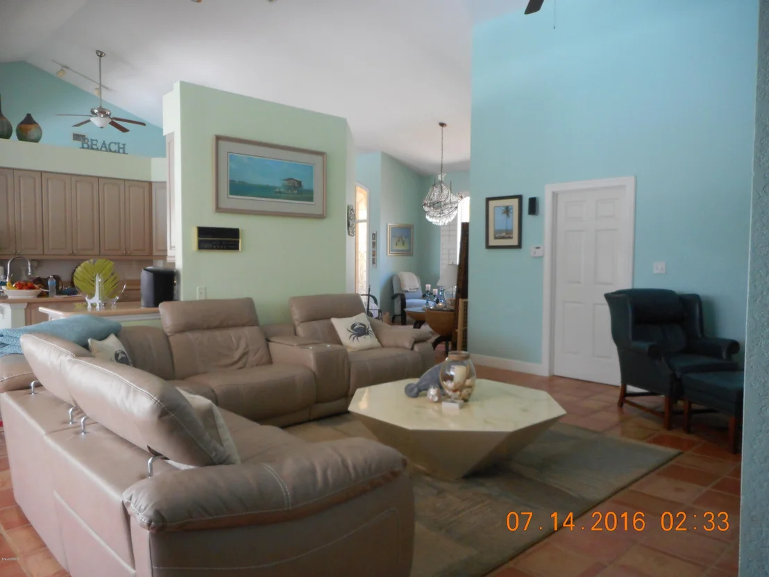 Photo of 897 Belmont Place