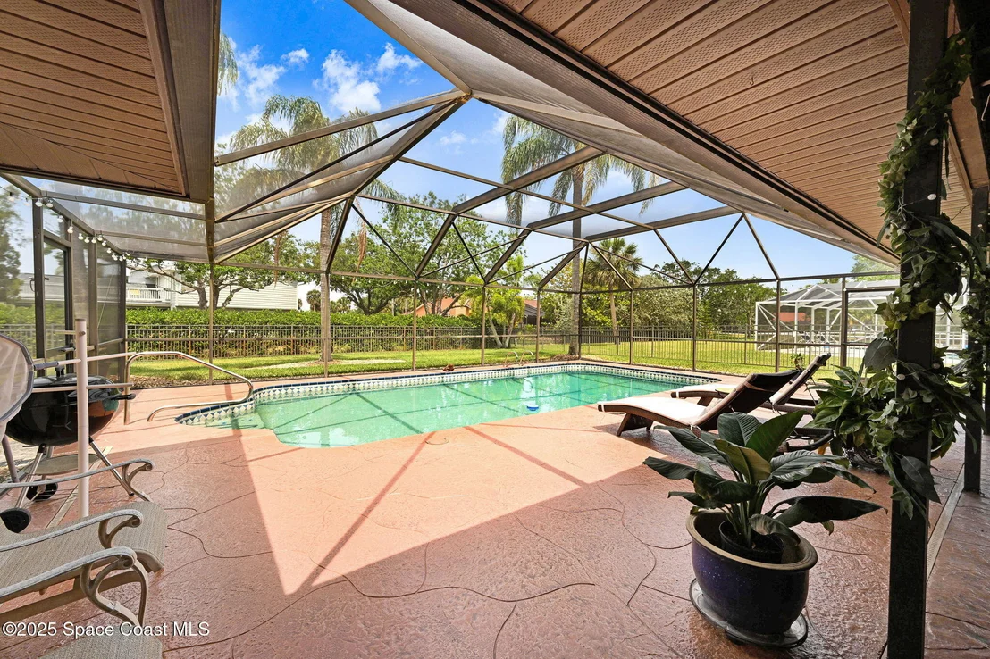 Photo of 847 Kerry Downs Circle