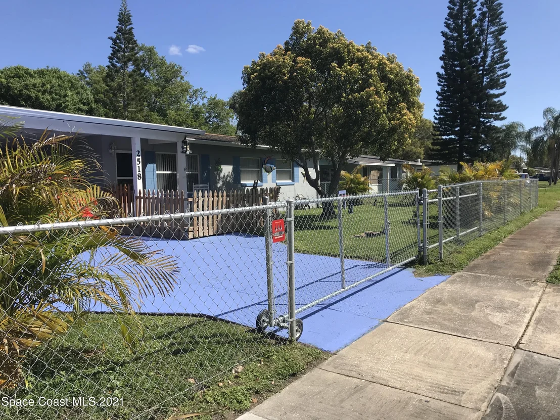 Photo of 2518 Stratford Drive