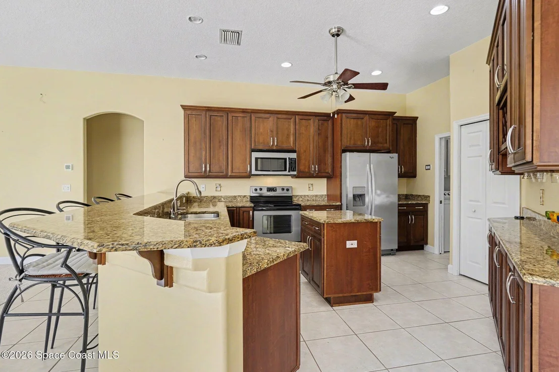 Photo of 333 Flanders Drive