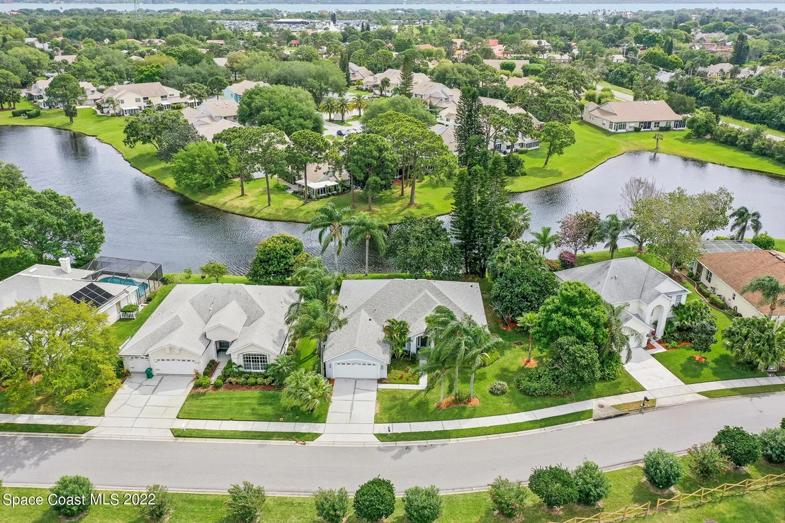 Photo of 631 Autumn Glen Drive