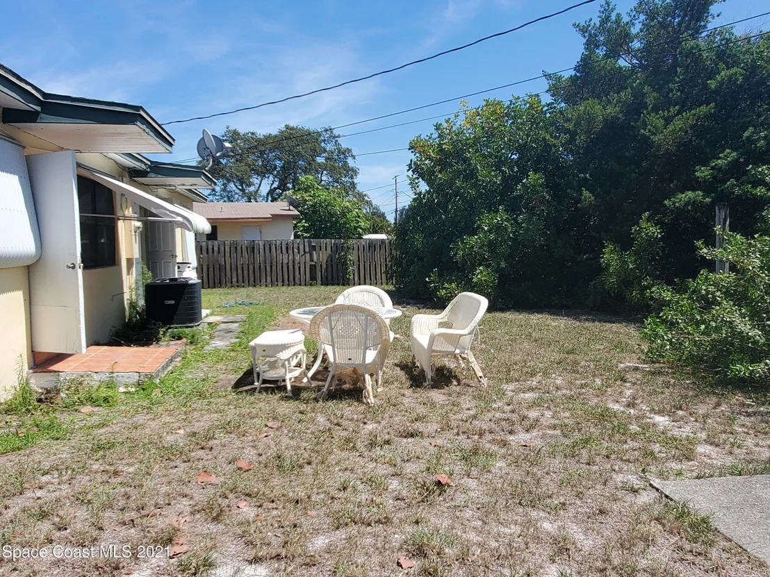 Photo of 1054 Cable Lane NE