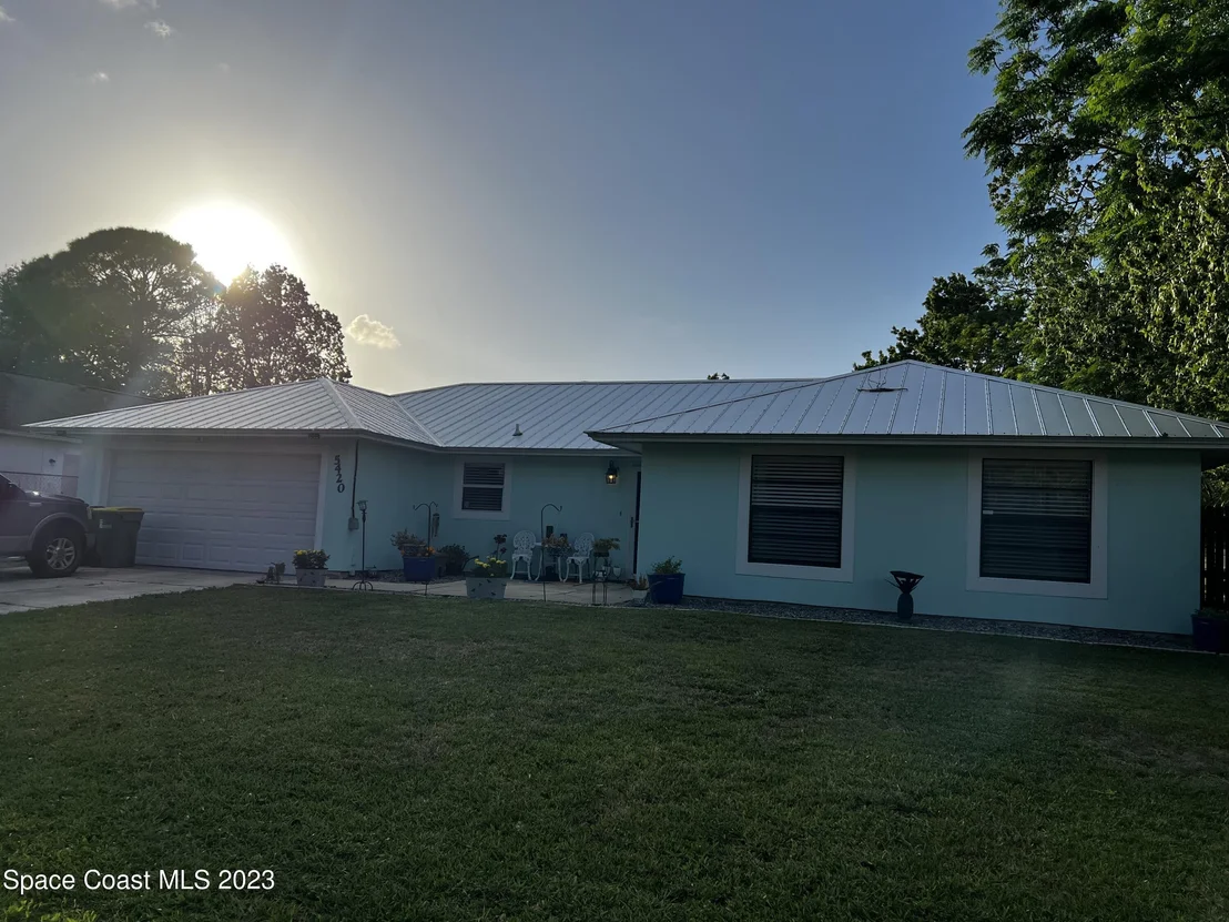 Photo of 5420 Holden Road