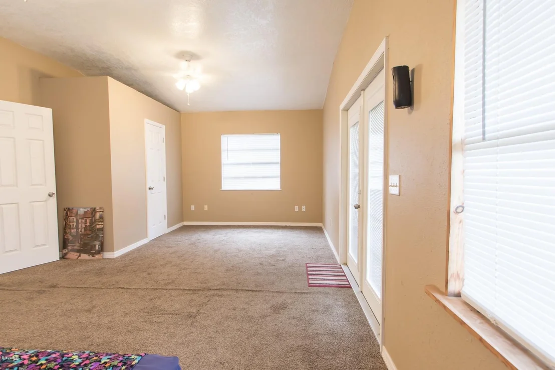Photo of 2135 Wilson Lane