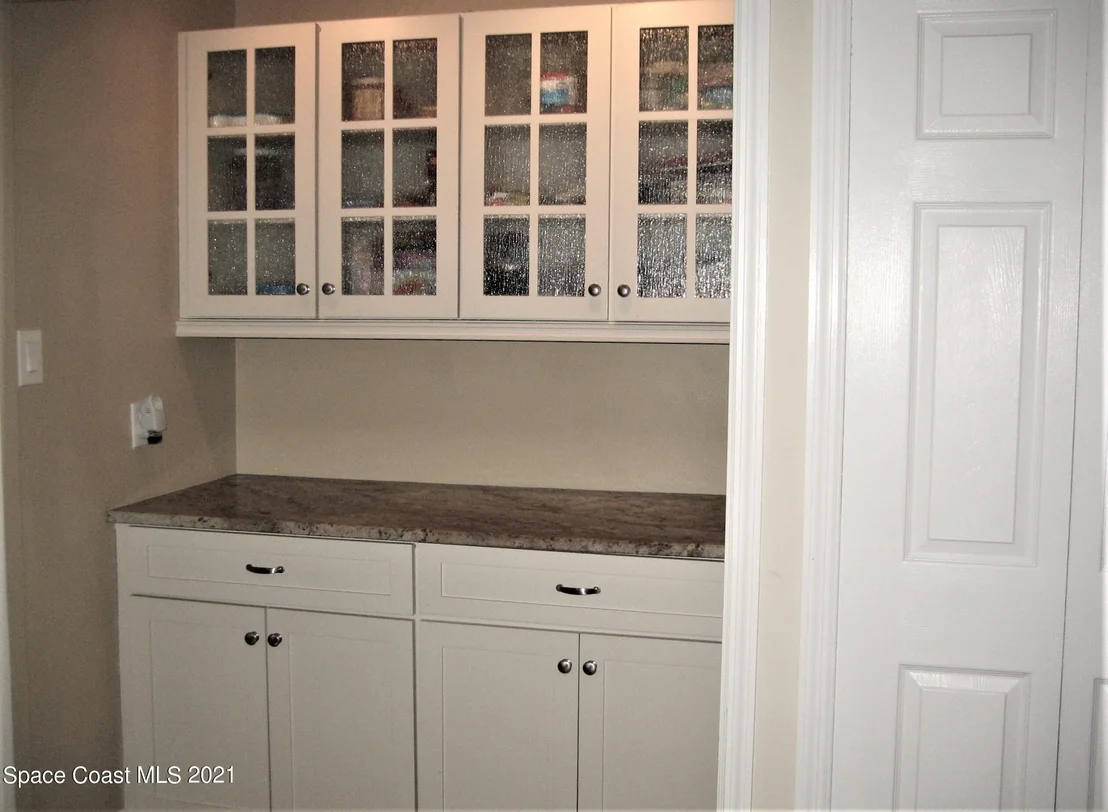 Photo of 863 Ridge Lake Drive