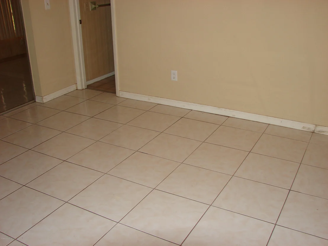 Photo of 974 Burn Drive NE