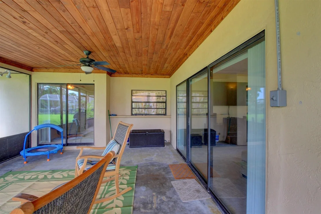 Photo of 881 Sunnybrook Lane