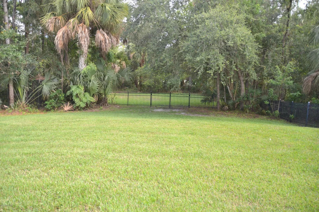 Photo of 2455 Woods Lane