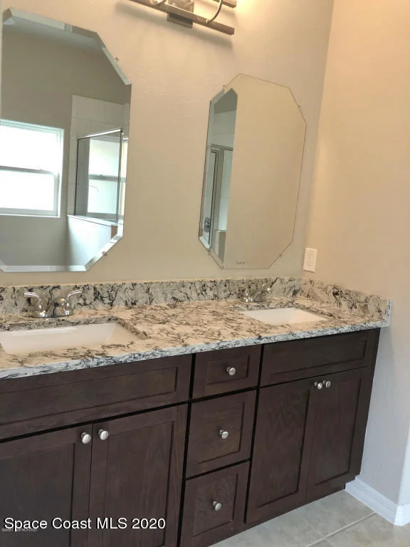 Photo of 455 Dryden Circle