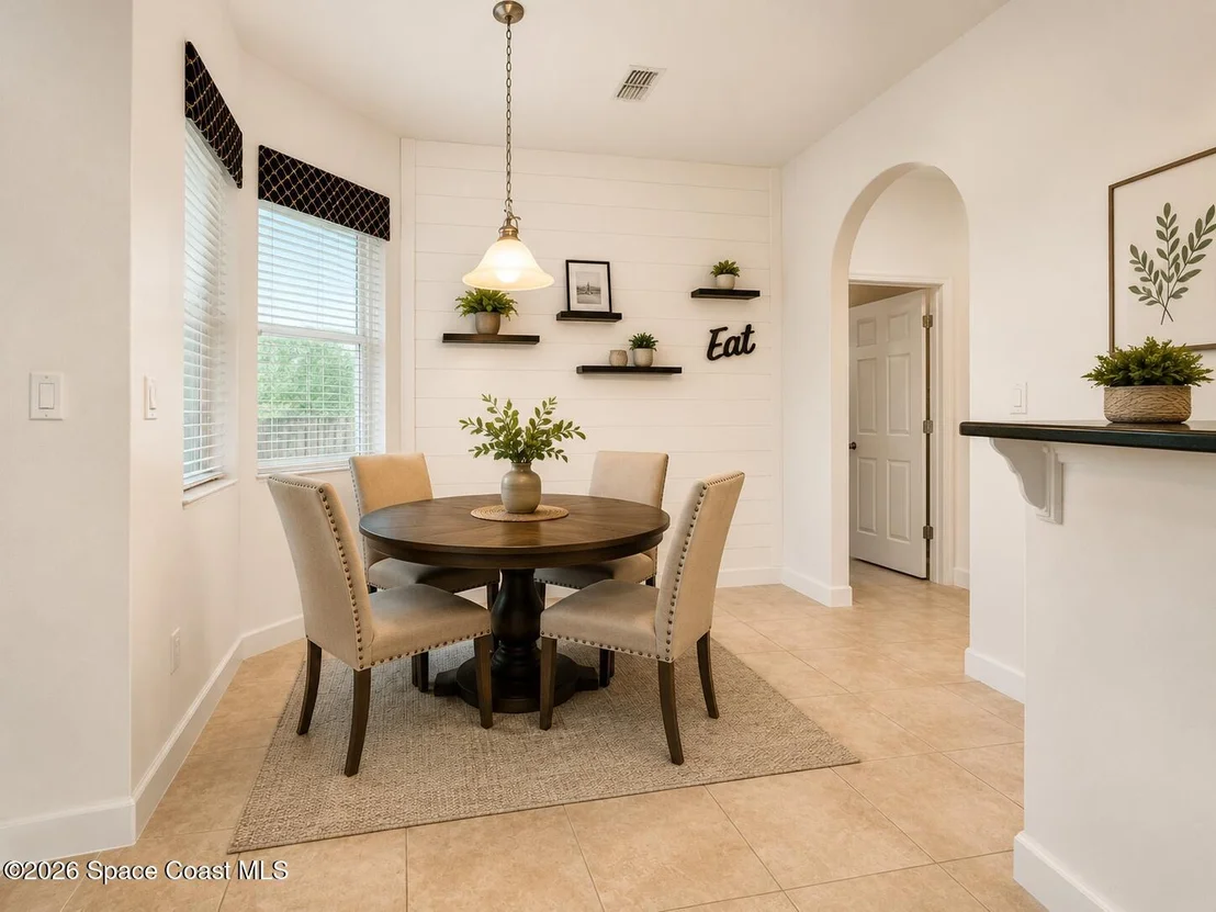 Photo of 219 Abernathy Circle SE