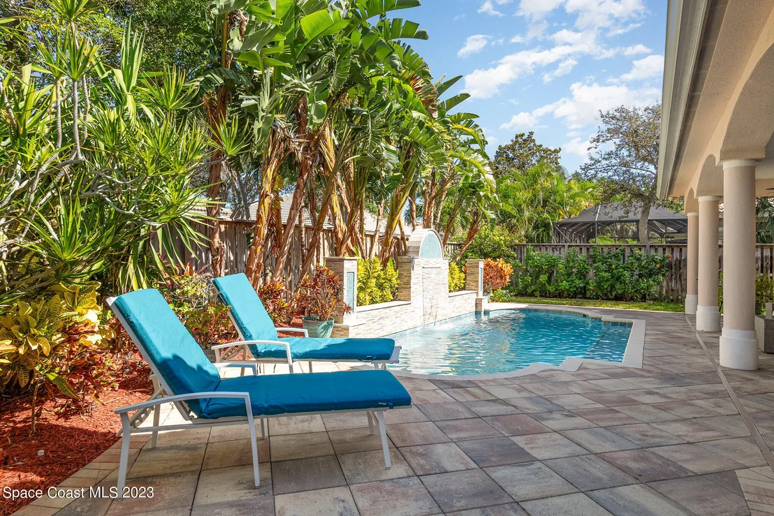 Photo of 426 Southampton Drive