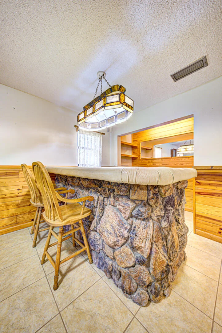 Photo of 4885 Rayburn Road