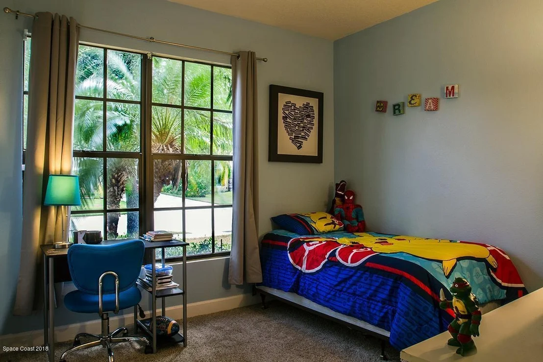 Photo of 565 Dryden Circle