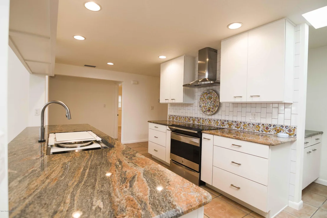 Photo of 208 Rose Drive