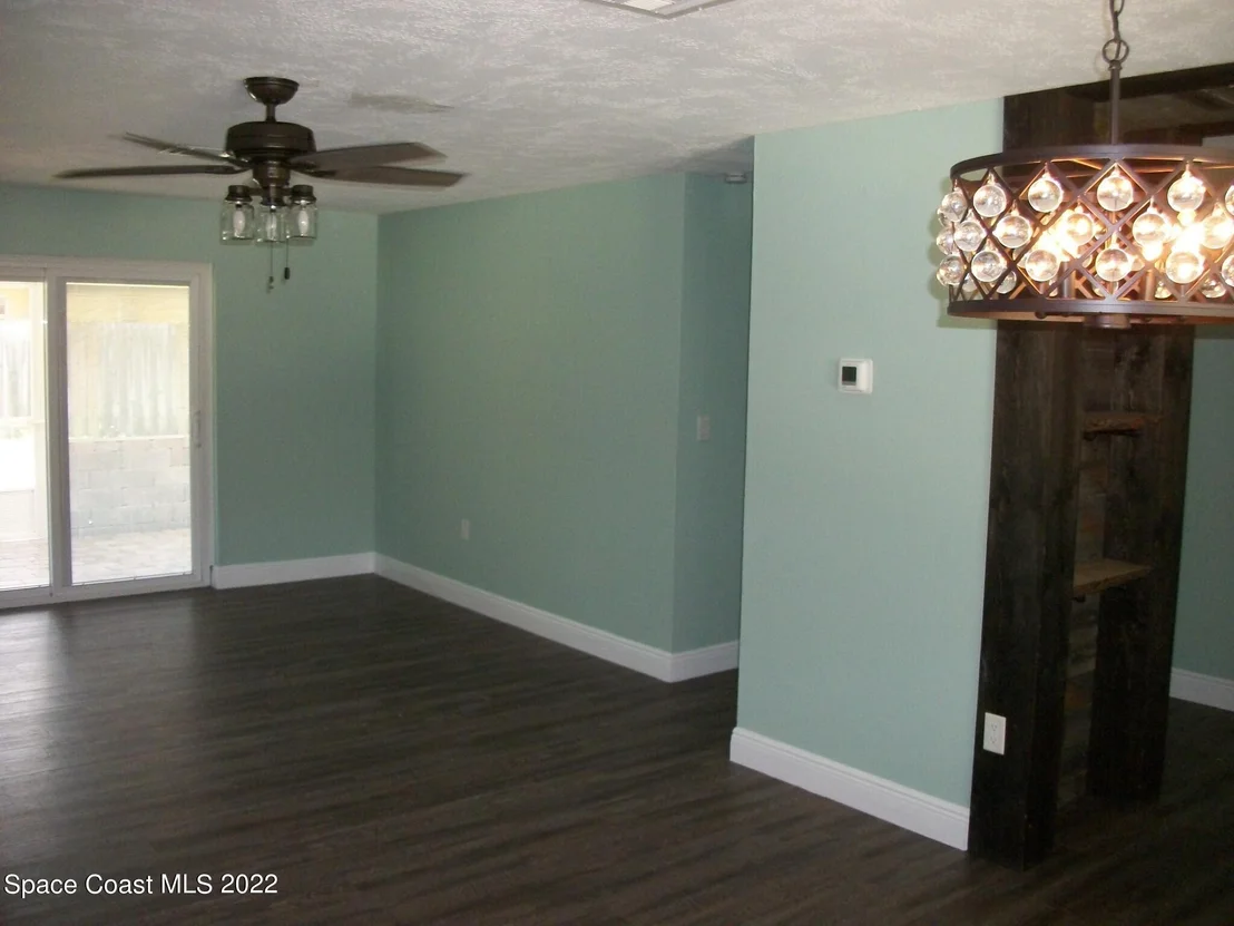 Photo of 2833 Fountainhead Boulevard
