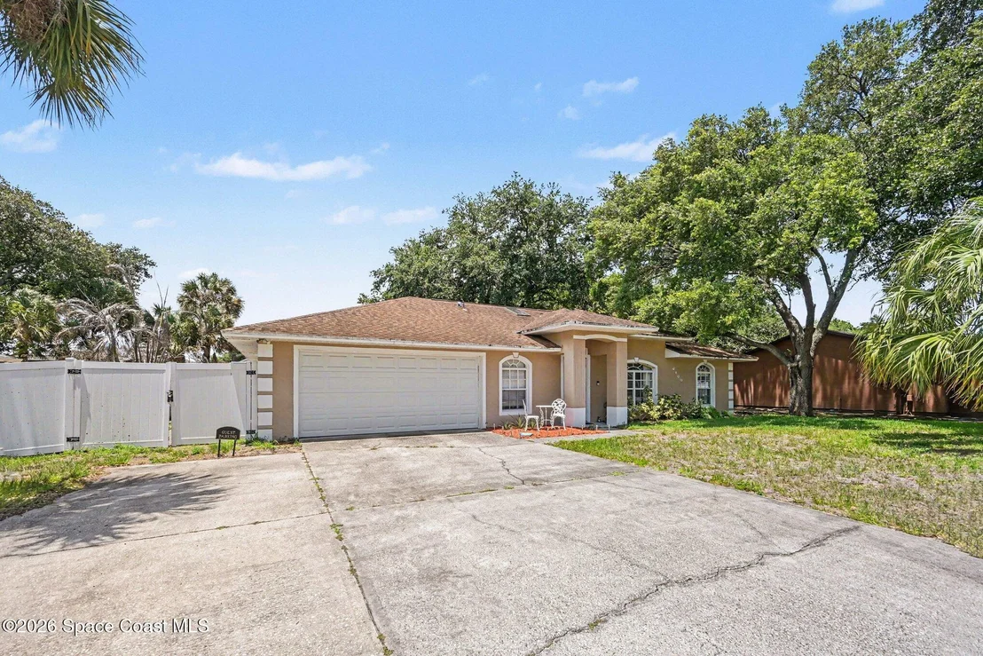 Photo of 6100 Adina Road