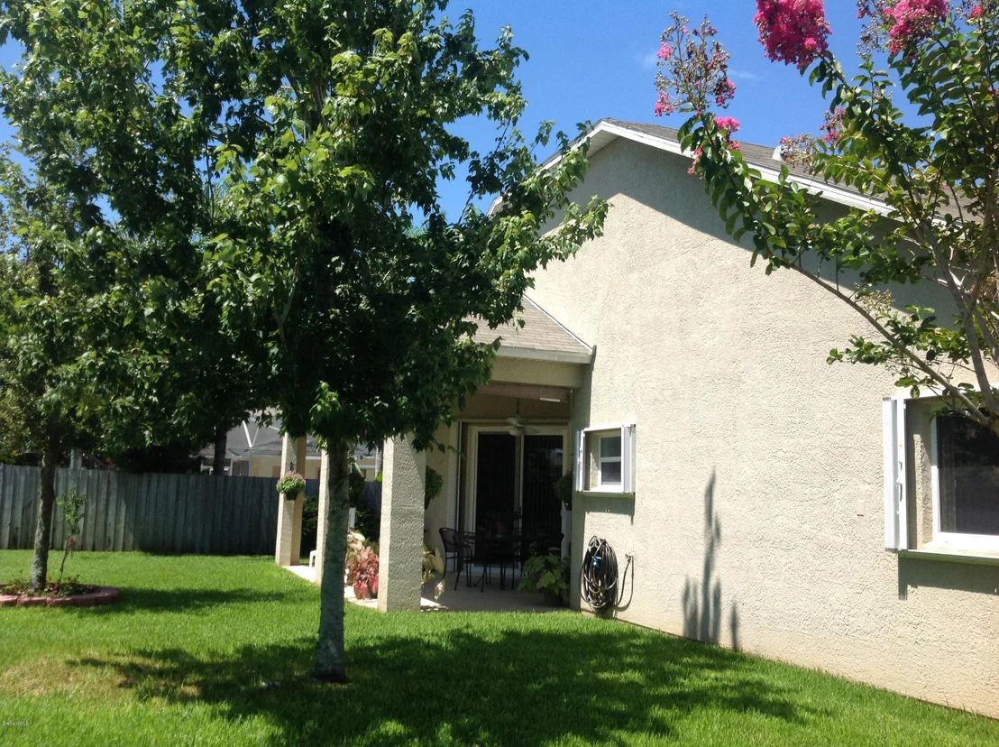 Photo of 768 Wyeth Street