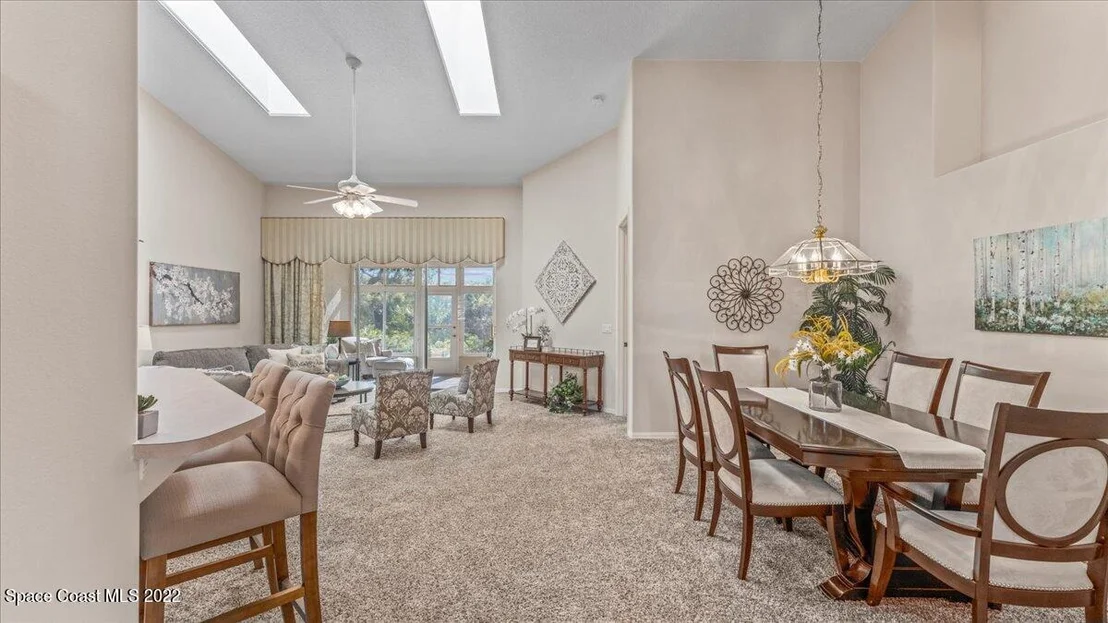 Photo of 548 Renaissance Avenue