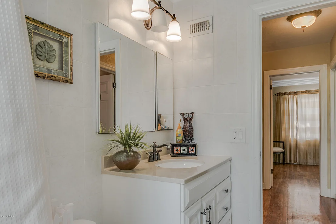 Photo of 2334 Saint Andrews Circle