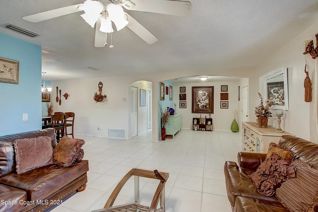 Photo of 960 Brunswick Court