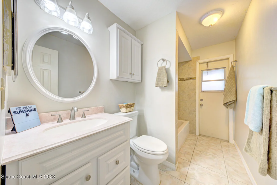 Photo of 1802 Fallon Boulevard NE